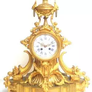 Impressive French Ormolu Bronze Mantel Clock Sought Scrolling Floral Case Striking 8-Day Mantle Clock