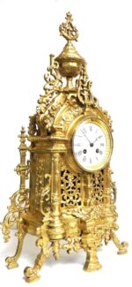 Ormolu Mantel Clock Scrolling Floral Case Striking 8-Day Mantle Clock