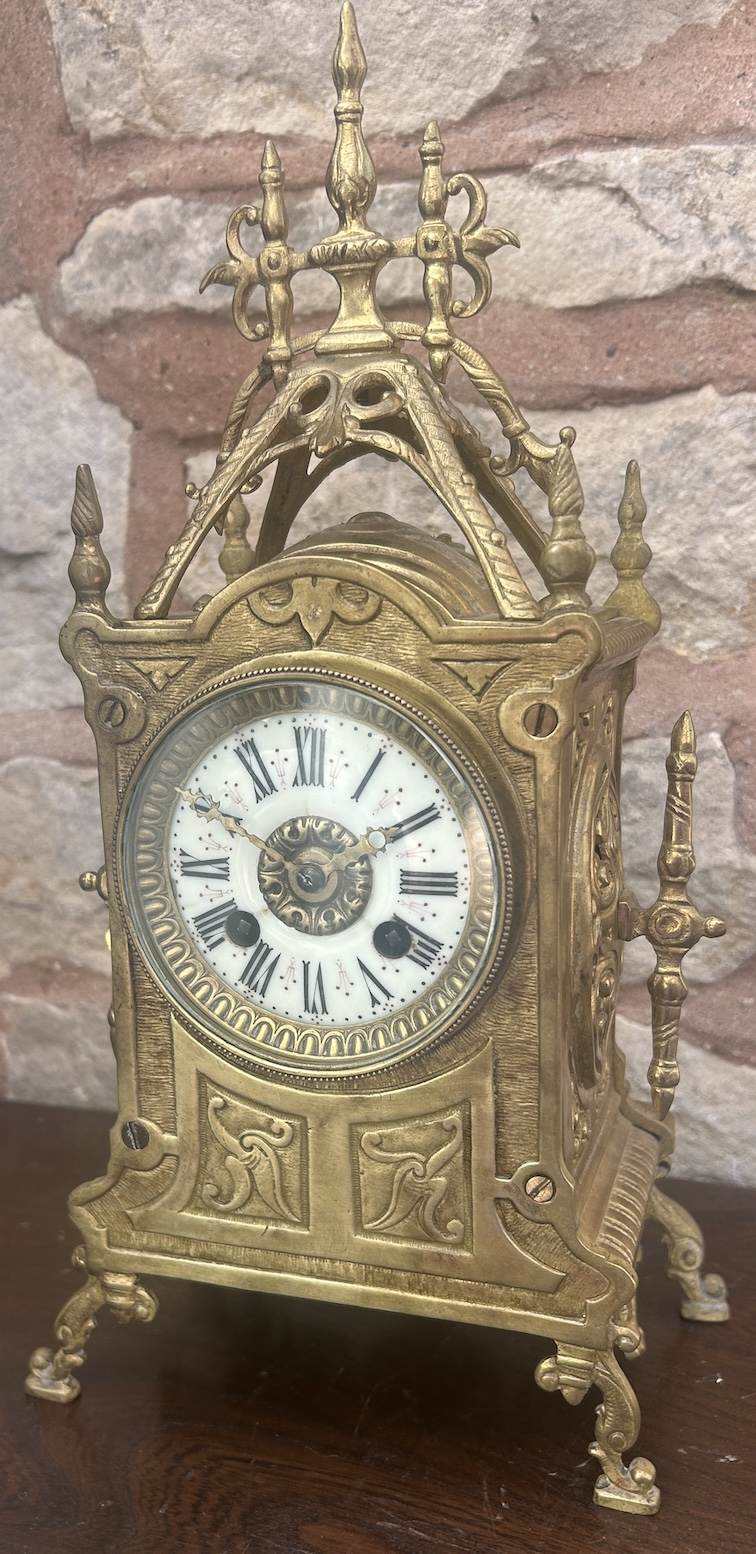 Impressive French Ormolu Gothic Style Mantel clock – ca 1890 - Image 11