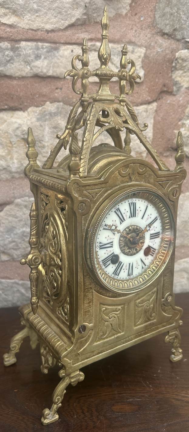 Impressive French Ormolu Gothic Style Mantel clock – ca 1890 - Image 10