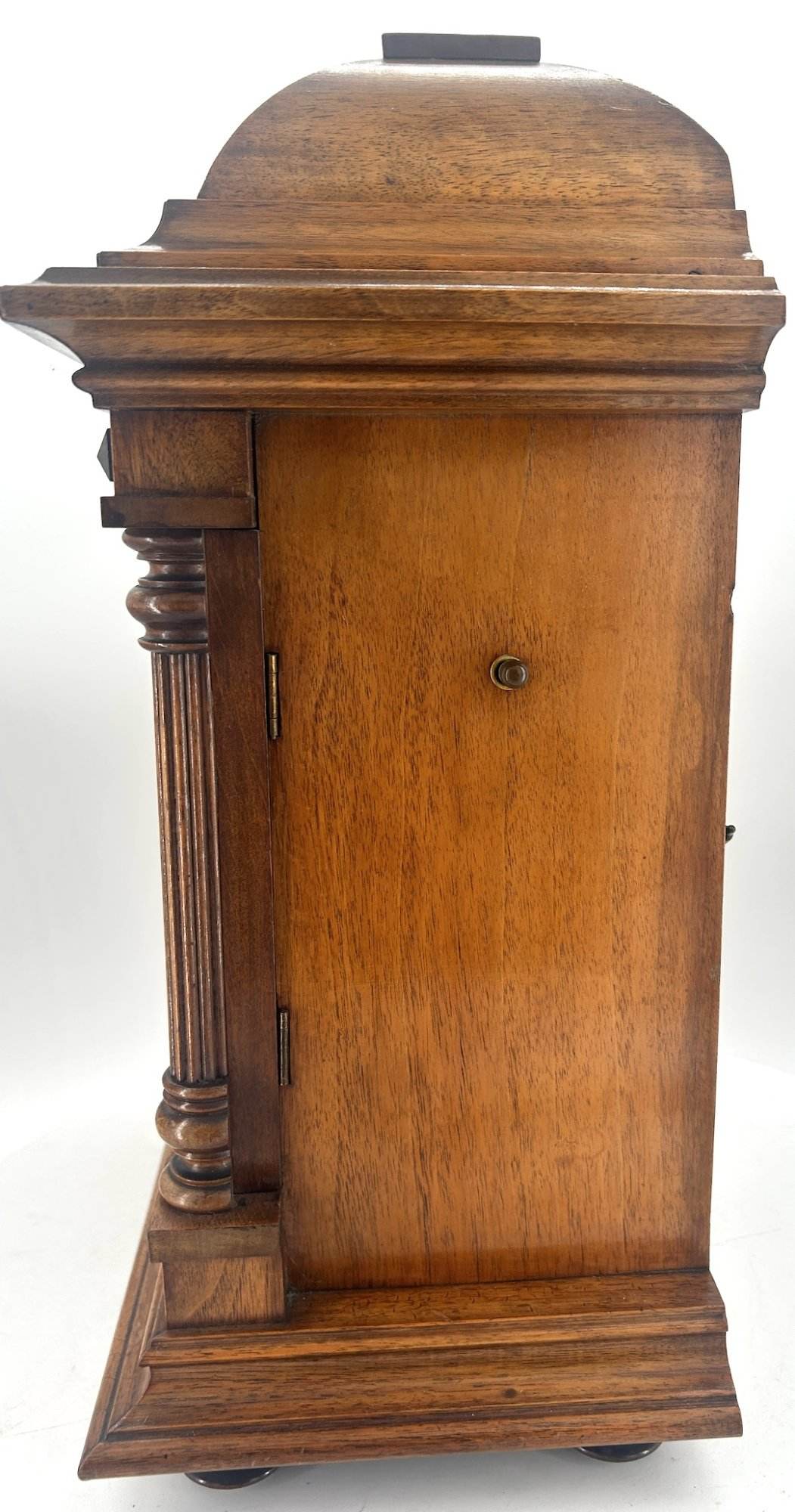 Awesome Walnut case Musical Bracket Clock – ca1920 - Image 10