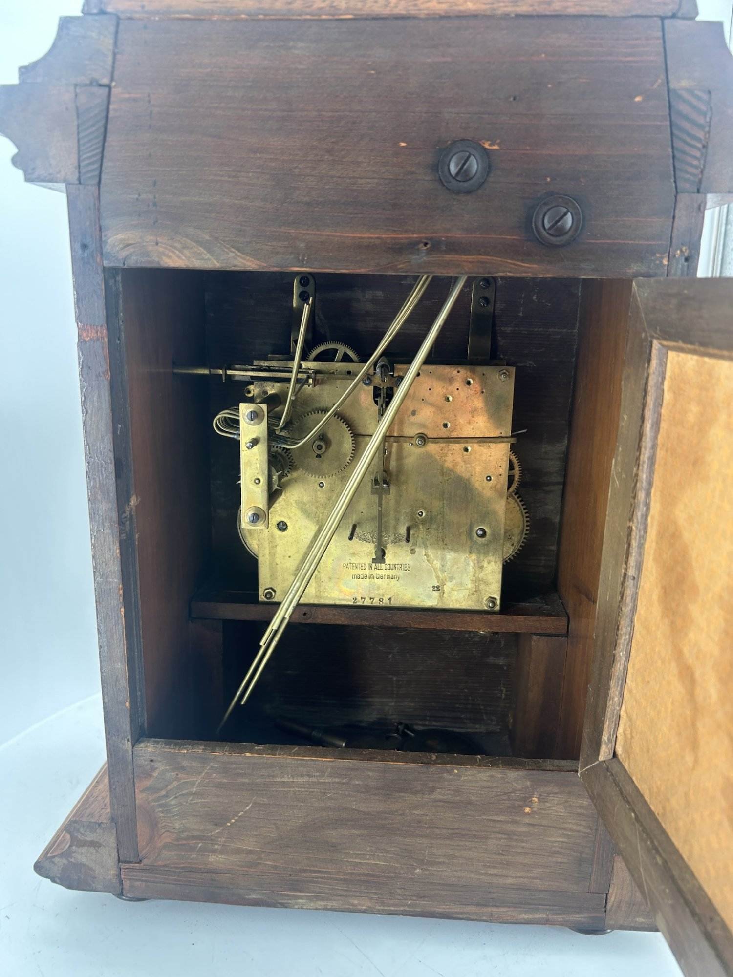 Awesome Walnut case Musical Bracket Clock – ca1920 - Image 12