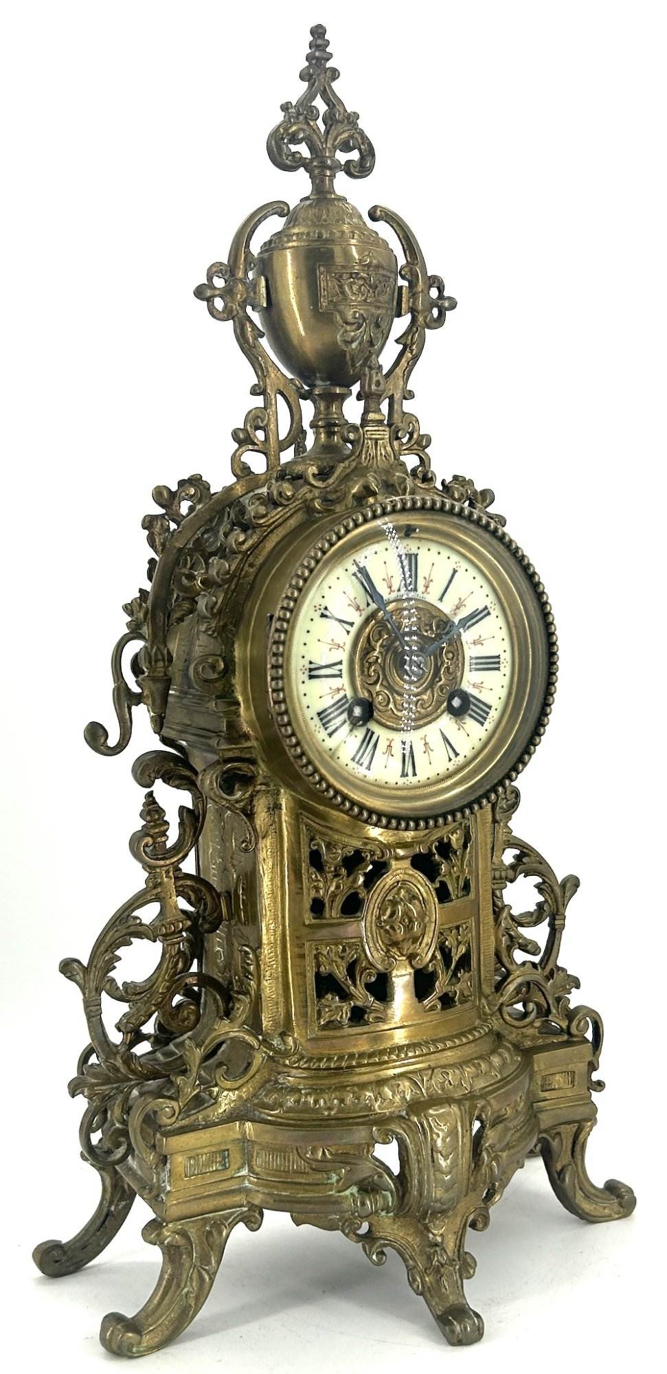 Fabulous French Victorian 8 day Mantel Clock, ca 1870.
