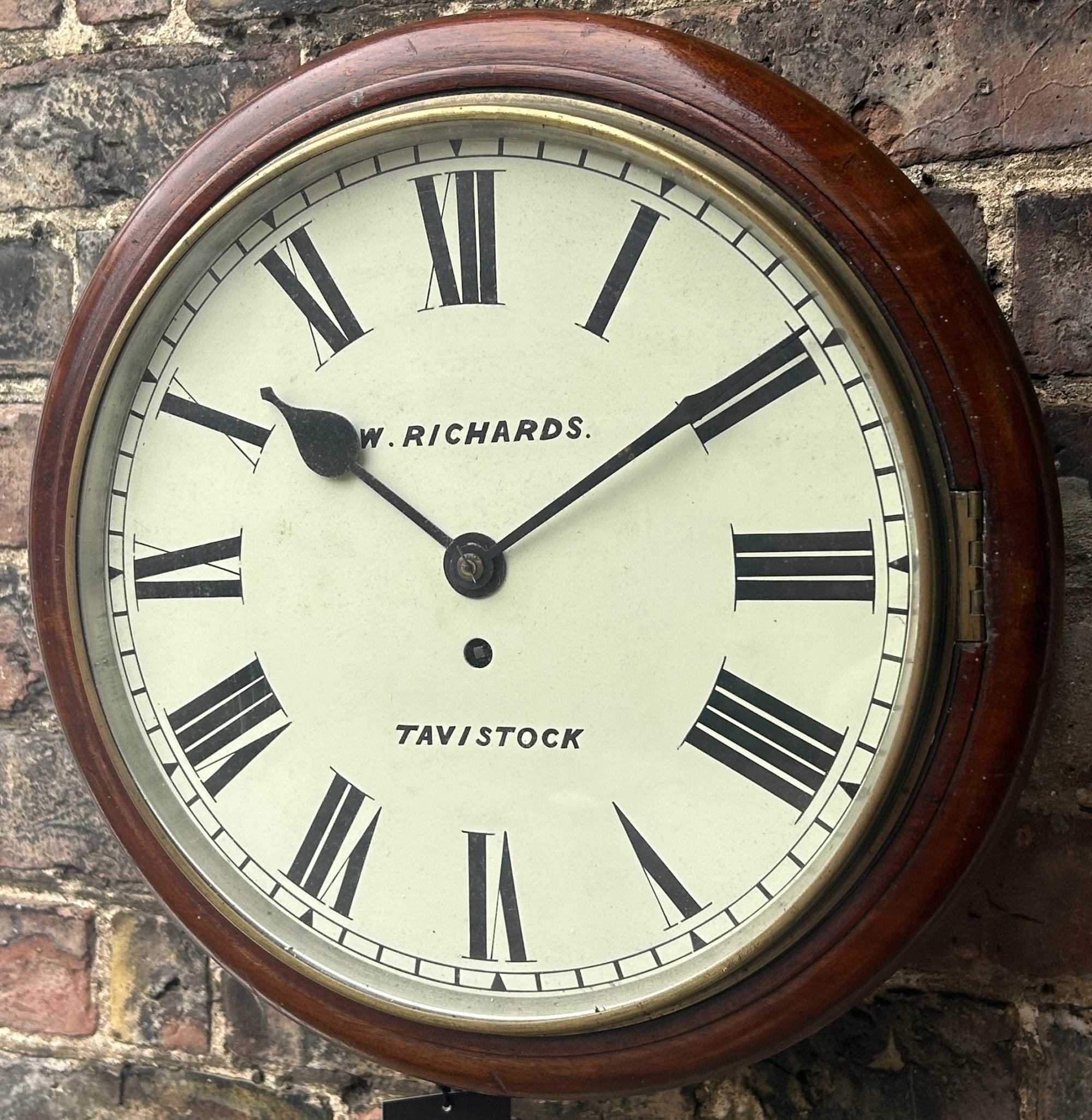Mahogany case Single Fusee Dial Clock by Richardsons of Travistock - ca 1890 - Image 3