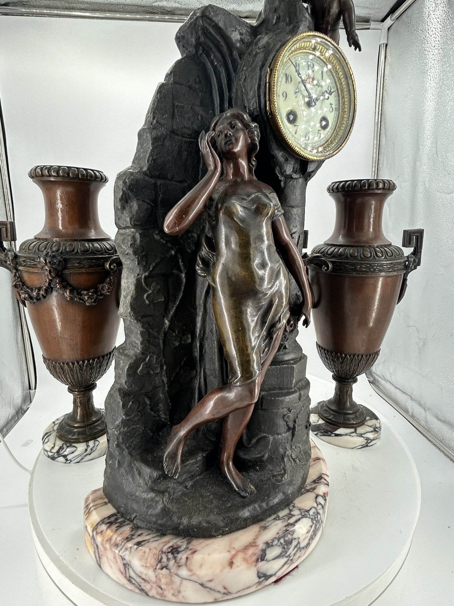 Lovely French Art Nouveau Figural Mantel Clock Set – Ca 1900 - Image 6