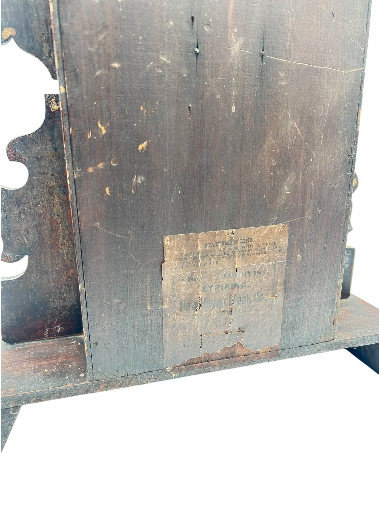 Lovely American Gingerbread Mantel Clock by New Haven - Image 9