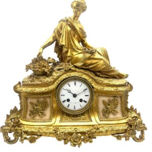 Fine solid bronze ormolu mantel clock – Solid bronze classical figure to the top