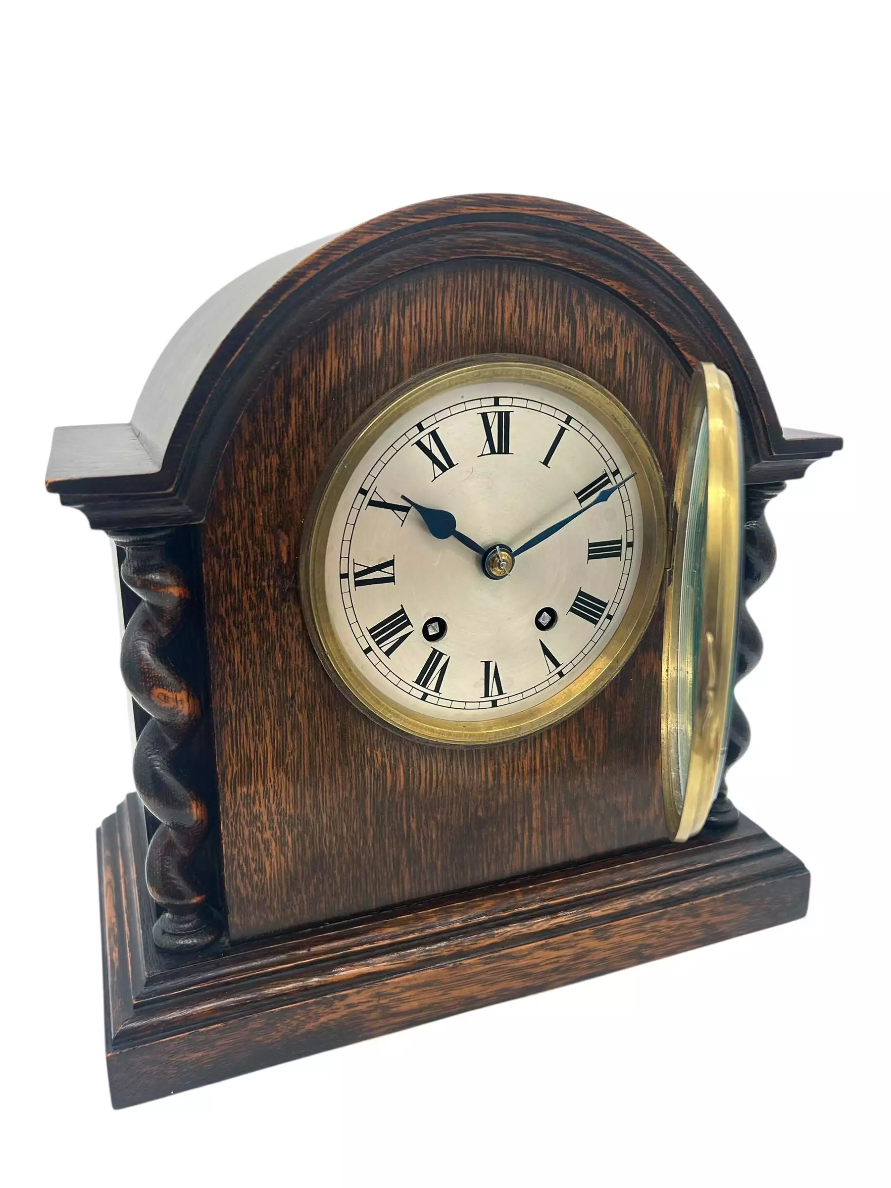 Lovely English Oak Case Astral Mantel Clock, 8 Day gong striking Clock, view 2