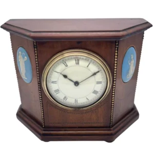 Fabulous Mahogany Case with Wedgwood porcelain 8 day Mantel clock, view 2