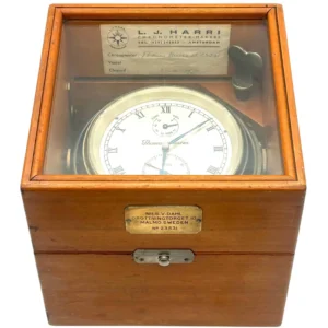 The Thomas Mercer Chronometer No. 23531 is a historic two-day marine chronometer manufactured by Thomas Mercer Ltd, view 2