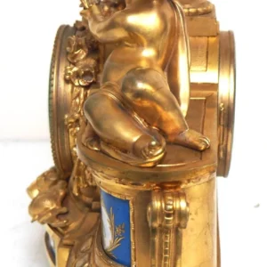 Superb Antique Gustav Becker Walnut 8-Day Twin Weight Striking Vienna Regulator Wall Clock