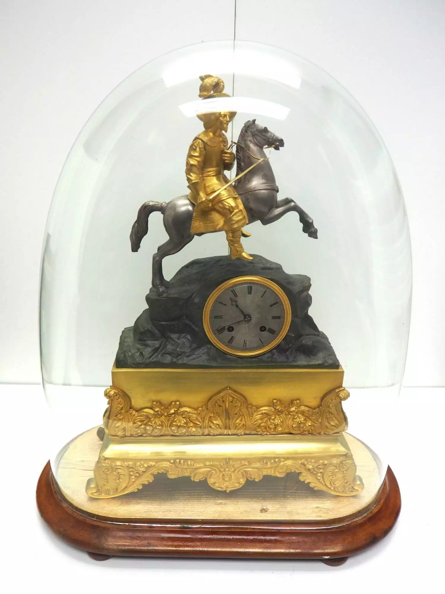 Wow! Antique French Flame Mahogany Bracket Clock - 8-Day Striking Mantle Clock, view 5