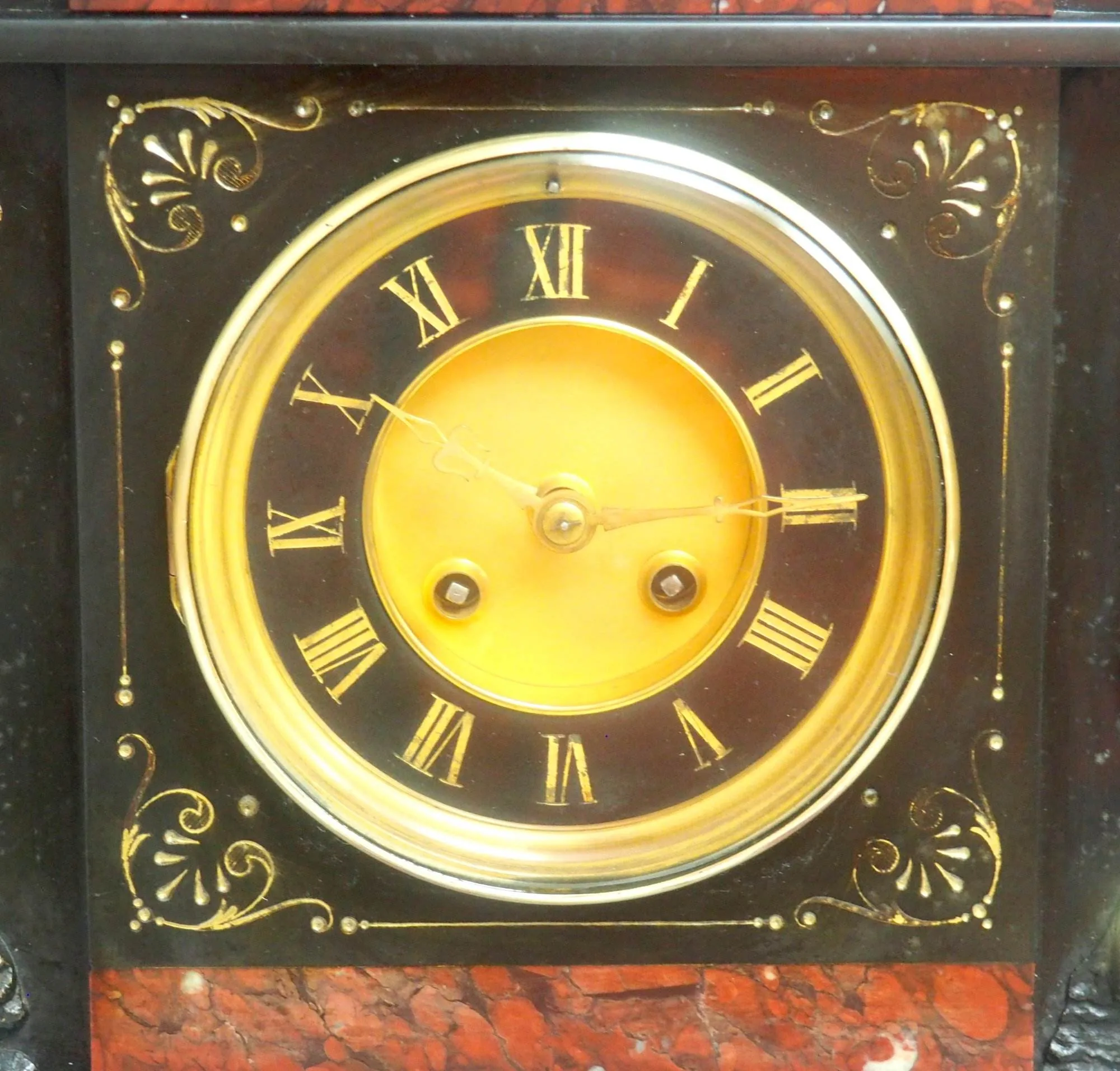Fine French Ormolu Mantel Clock Scrolling Floral Case Striking 8-Day Mantle Clock